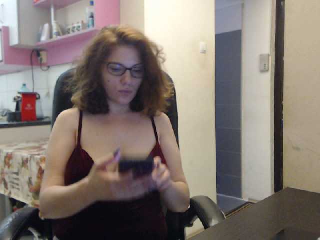 Εκπομπές οθόνης Red_rose693