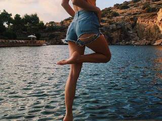 Ερωτική συνομιλία μέσω βίντεο RedBeast69