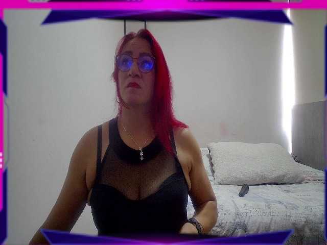 Φωτογραφίες redhair805 Welcome guys... my sexuality accompanied by your vibrations make me very horny