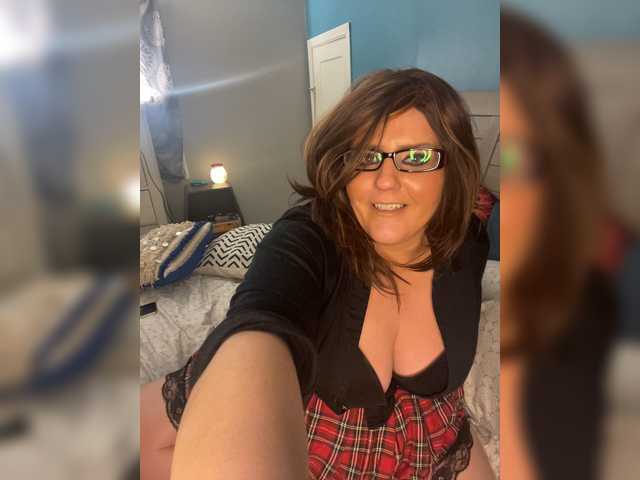 Φωτογραφίες Remysky070 Happy Friday!!!! Let’s play!! I love to squirt!!! Come see me tonight. I’ll be on probably 8/9 Ohio tim 1tk kiss. 5tk pm 15tk feet 20tk boobs 40 tk pussy 69 tk finger pussy 111tk fuck pussy 1 min 222tk fuck pussy 5 min Let’s party!!