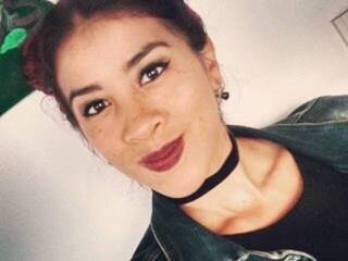 Ερωτική συνομιλία μέσω βίντεο rennata