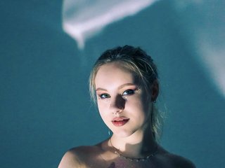 Ερωτική συνομιλία μέσω βίντεο Rinaaaa-cherry