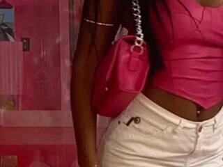 Ερωτική συνομιλία μέσω βίντεο Rinah77xx