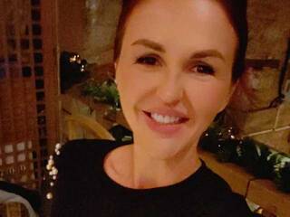 Ερωτική συνομιλία μέσω βίντεο Ripe00Peach