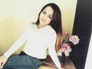 Ερωτική συνομιλία μέσω βίντεο roksann