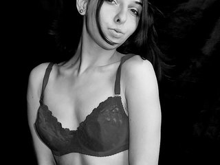 Ερωτική συνομιλία μέσω βίντεο -KittyDoll-Meow-