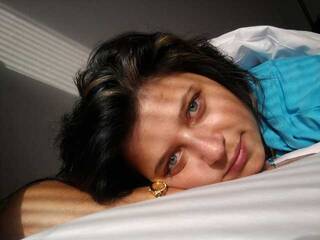 Ερωτική συνομιλία μέσω βίντεο RoninaXes