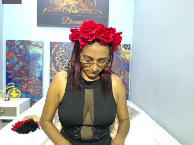 Φωτογραφίες rose-2526 Hi lovers. cum day. i feel very naugthy and hot. active my lush make me wet pleasure lets play!!!! active sex machine 300 tkns, 100tkns for your name in my body ..punish me #sexmachine#new#latina#cum#squirt#anal#deep throat#pussy#big ass#tits#