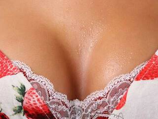 Ερωτική συνομιλία μέσω βίντεο rosesrr