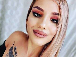 Ερωτική συνομιλία μέσω βίντεο rossesfantacy