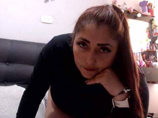 Ερωτική συνομιλία μέσω βίντεο ROUSE-22