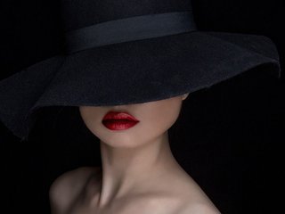 Ερωτική συνομιλία μέσω βίντεο roussethx
