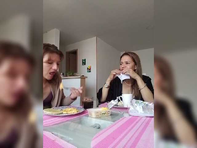 Εκπομπές οθόνης roxanefoxx0