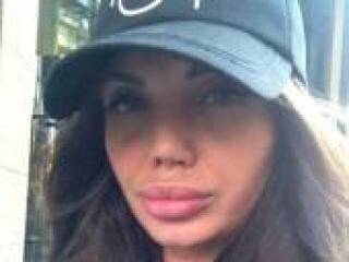 Ερωτική συνομιλία μέσω βίντεο roxberry