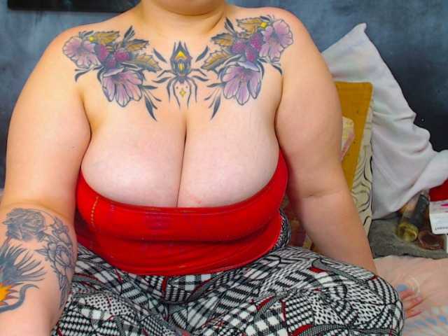 Φωτογραφίες ROXXAN911 Welcome to my room, enjoy it! #fuckpussy #bigtits #bbw #fat #tattoo #bigpussy #latina
