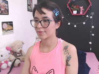 Φωτογραφίες roxxanecute LOVENSE/ON #smalltits #smoke #squirt #anal #asian #latina #lovense #daddysgirl #18 #teen #daddy #ohmibod #cute #bigass #young