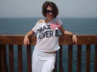 Ερωτική συνομιλία μέσω βίντεο ruzzana