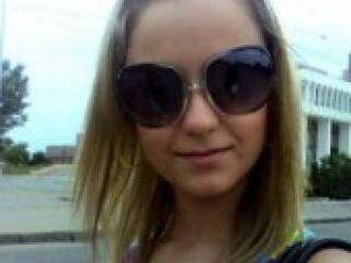 Ερωτική συνομιλία μέσω βίντεο saakan