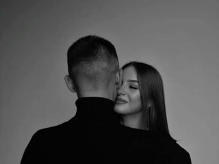 Ερωτική συνομιλία μέσω βίντεο cherry_lady