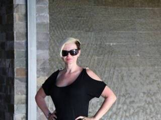 Ερωτική συνομιλία μέσω βίντεο SabriCastello