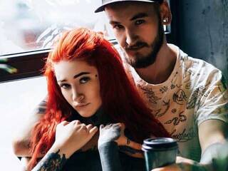 Ερωτική συνομιλία μέσω βίντεο Sakurakiraa