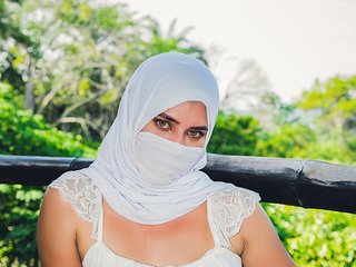 Ερωτική συνομιλία μέσω βίντεο salma-arabic