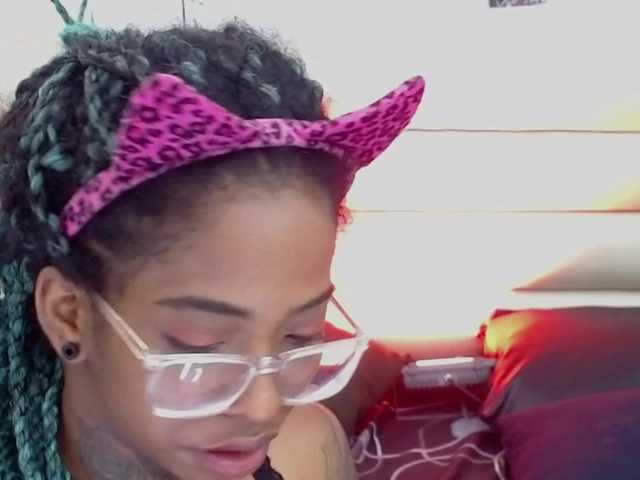 Εκπομπές οθόνης samantaafox