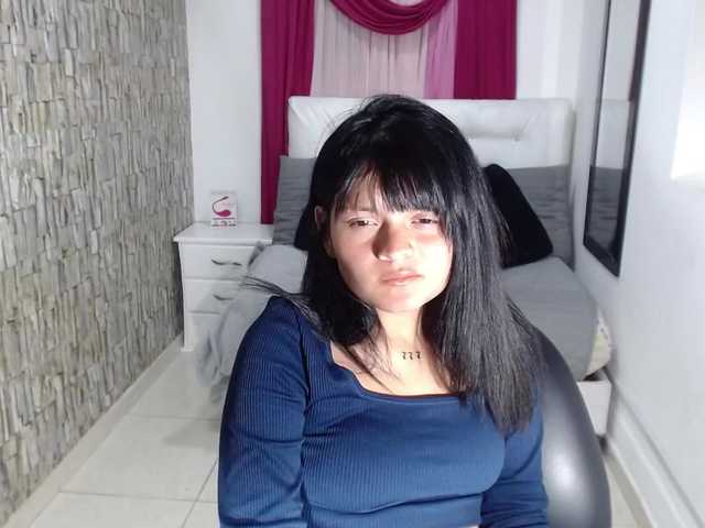 Εκπομπές οθόνης SAMANTHAA18