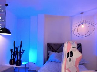 Ερωτική συνομιλία μέσω βίντεο SamanthaKlein