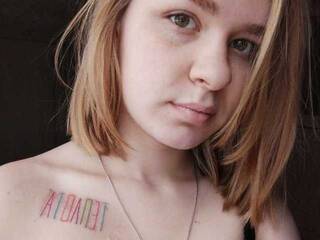 Ερωτική συνομιλία μέσω βίντεο SamBlake