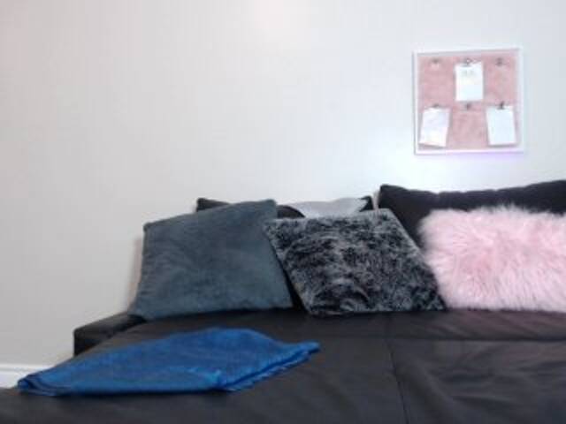 Εκπομπές οθόνης SamiraLicious