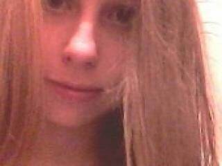 Ερωτική συνομιλία μέσω βίντεο sammira