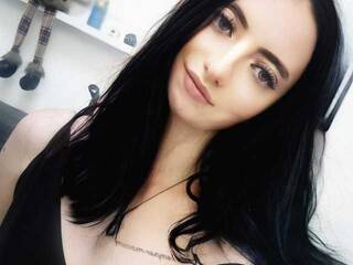 Ερωτική συνομιλία μέσω βίντεο SandraNasic