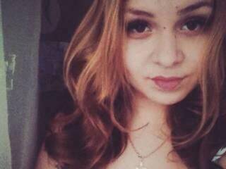 Ερωτική συνομιλία μέσω βίντεο sandychanel