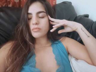 Ερωτική συνομιλία μέσω βίντεο Saori11