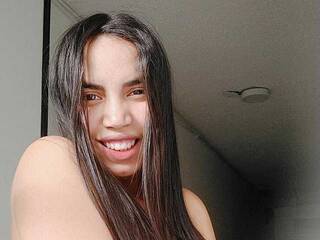 Ερωτική συνομιλία μέσω βίντεο SapphiraBron