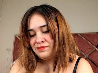 Ερωτική συνομιλία μέσω βίντεο Sara-a