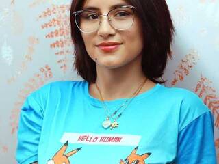 Ερωτική συνομιλία μέσω βίντεο sara-jones