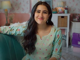 Ερωτική συνομιλία μέσω βίντεο sara-khan