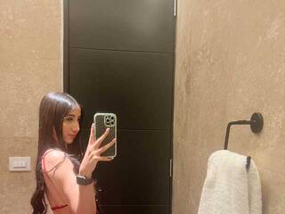 Ερωτική συνομιλία μέσω βίντεο SaraDevoe