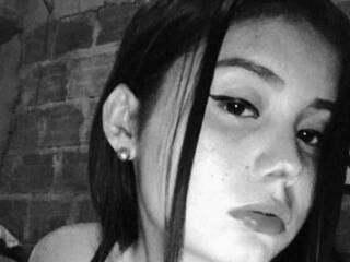 Ερωτική συνομιλία μέσω βίντεο SarahReina