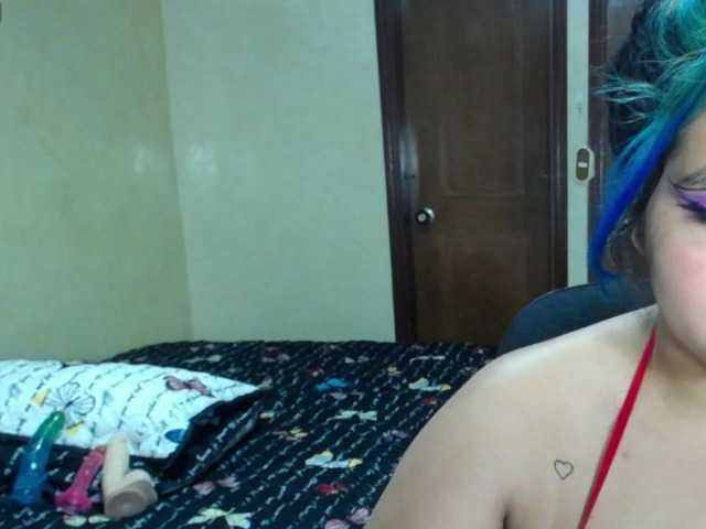 Εκπομπές οθόνης SaraThomps