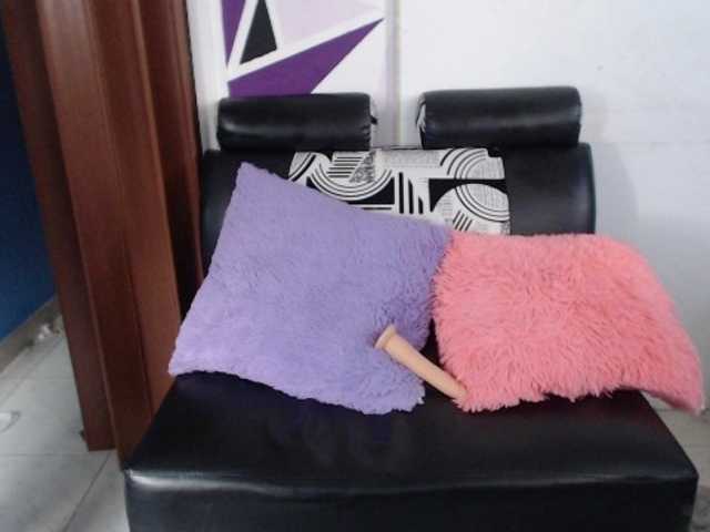 Εκπομπές οθόνης SaraThomps