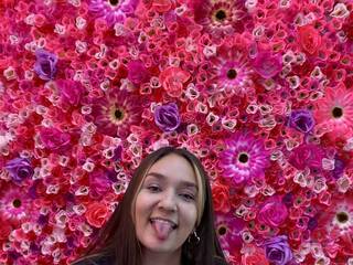 Ερωτική συνομιλία μέσω βίντεο SaraySheeran