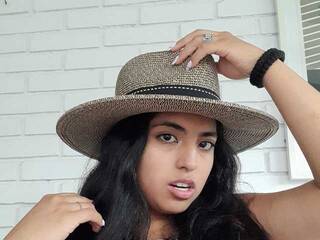 Ερωτική συνομιλία μέσω βίντεο SaritaDavis1