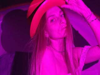 Ερωτική συνομιλία μέσω βίντεο SatAna89