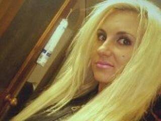 Ερωτική συνομιλία μέσω βίντεο sawokk1