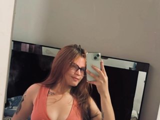 Ερωτική συνομιλία μέσω βίντεο ScarlettGold