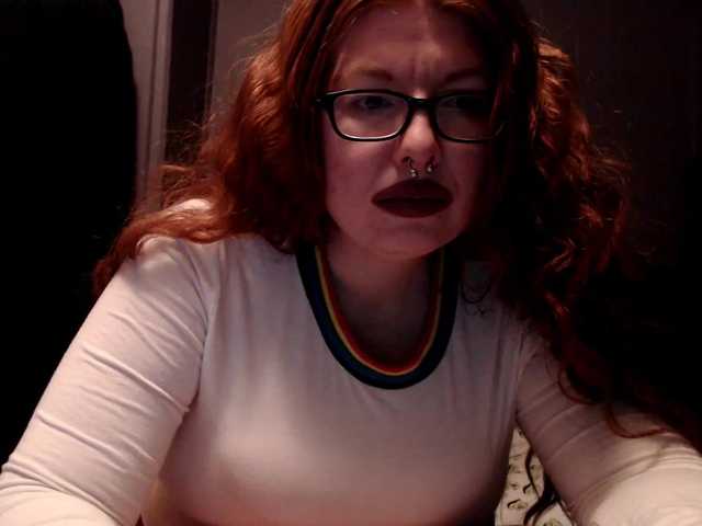 Εκπομπές οθόνης ScarlettJade