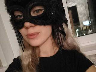 Ερωτική συνομιλία μέσω βίντεο KukuCap0l